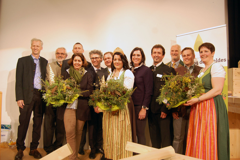 Gruppenfoto Tag des Waldes